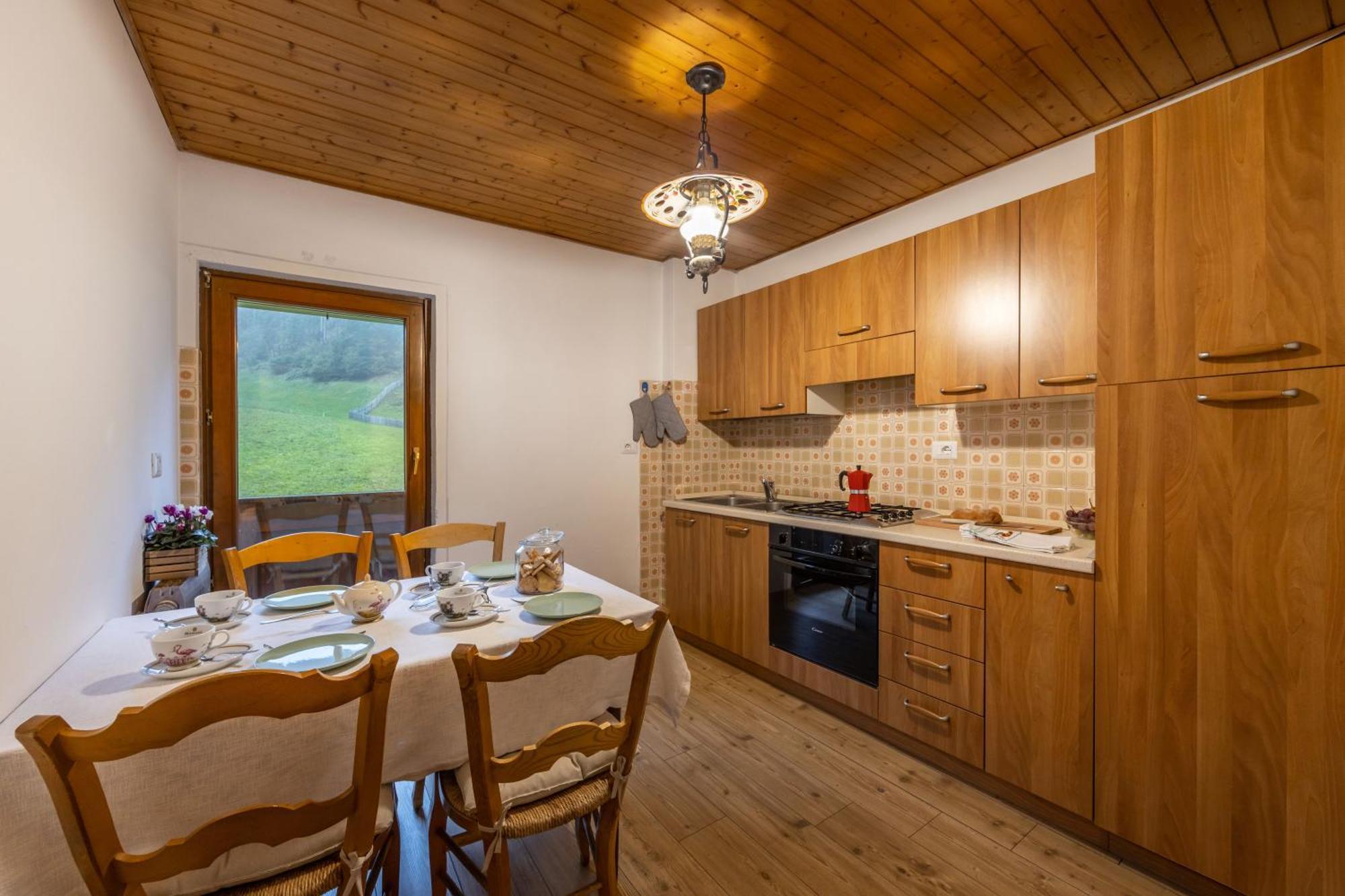 Agritur Broch Villa Fiera Di Primiero Rom bilde
