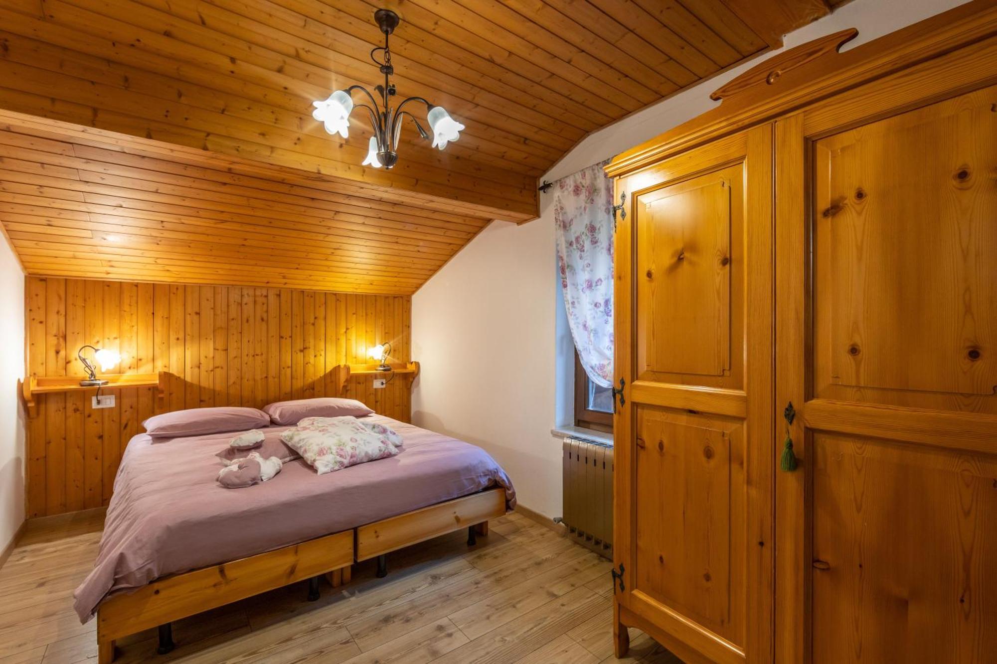 Agritur Broch Villa Fiera Di Primiero Rom bilde