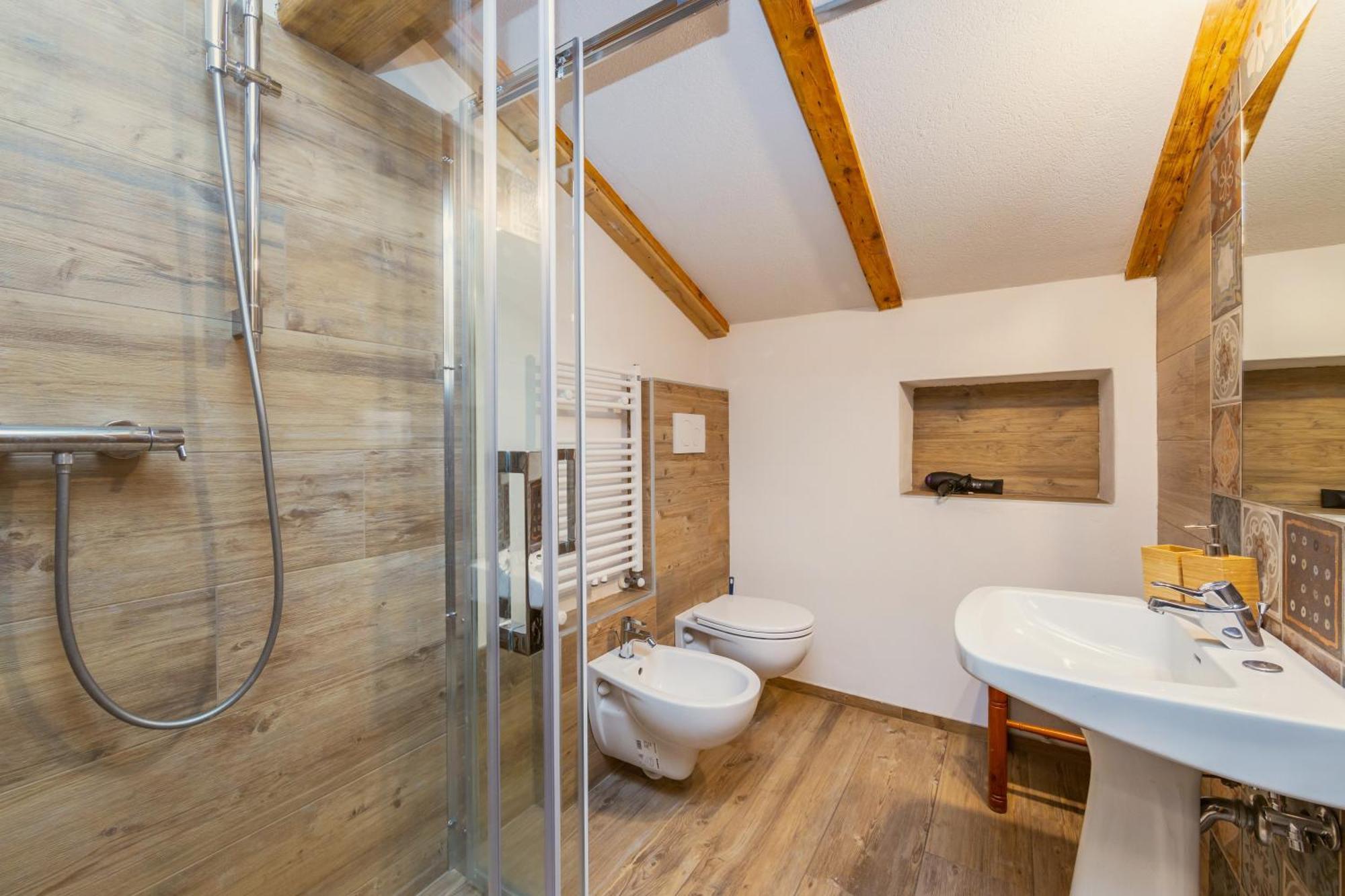 Agritur Broch Villa Fiera Di Primiero Rom bilde